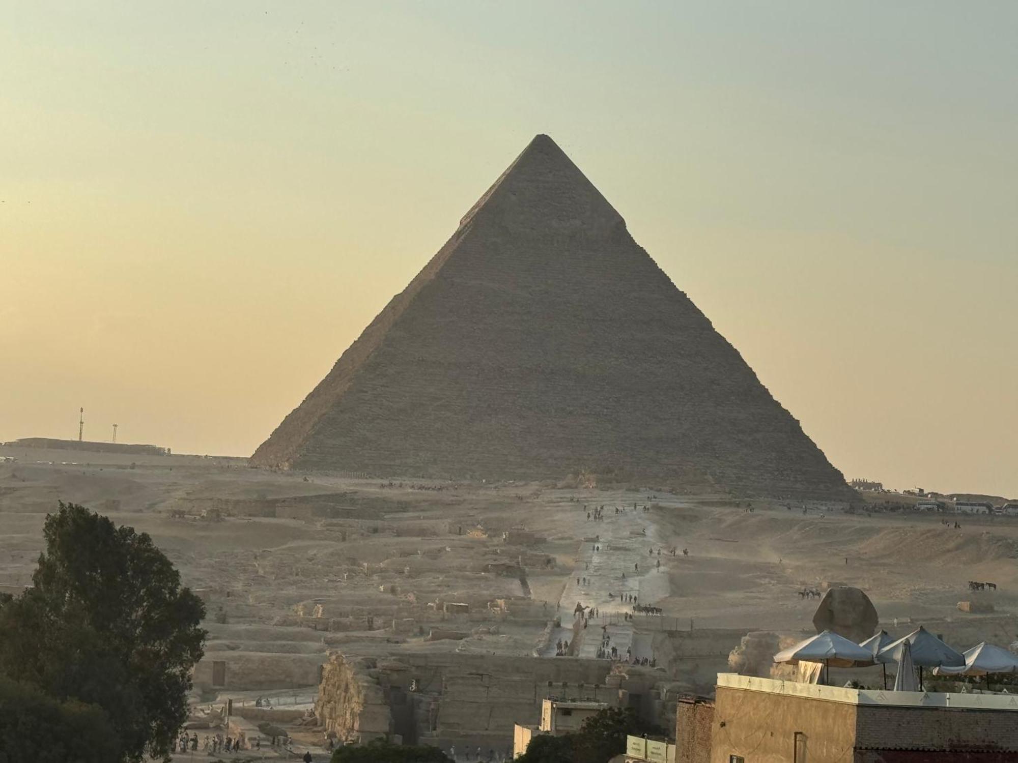 Pyramids And Sphinx Hotel Kafret el-Gabal Dış mekan fotoğraf